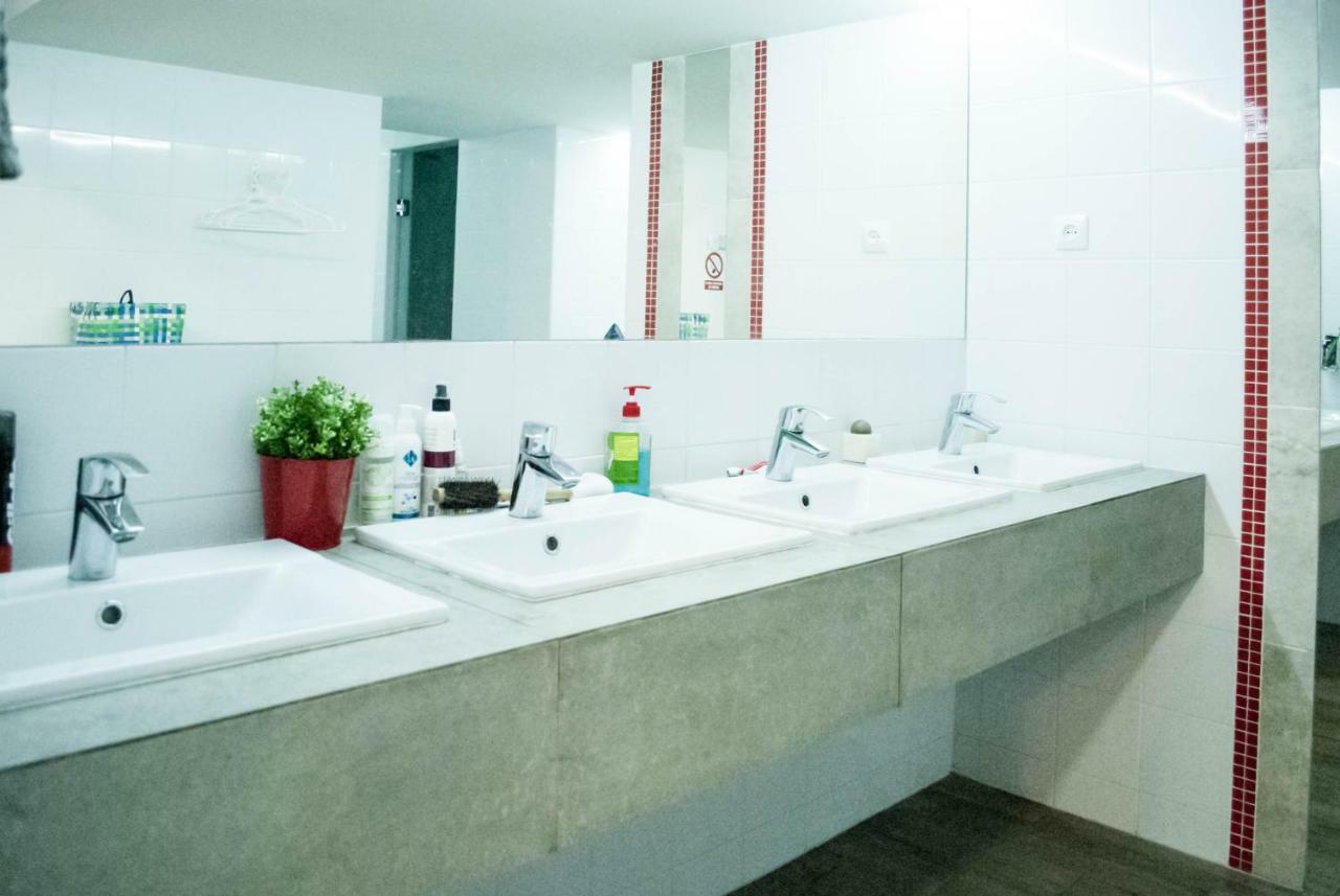 אודסה Hostel Uyutniy Dvorik מראה חיצוני תמונה